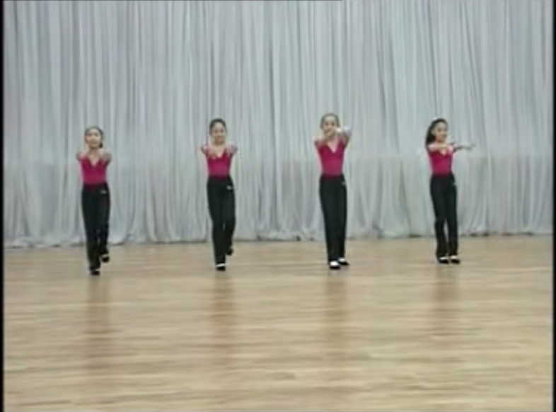 歌舞剧院考级5级搓步