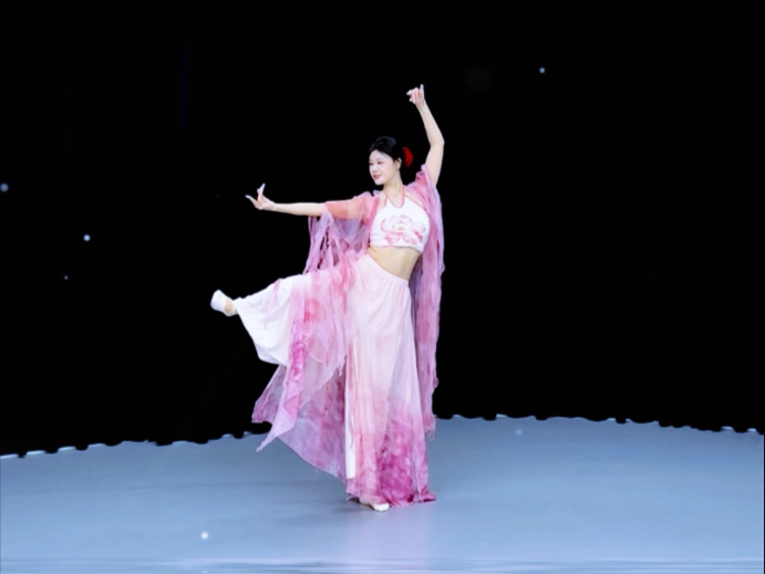 适合零基础的舞蹈《花蛊》