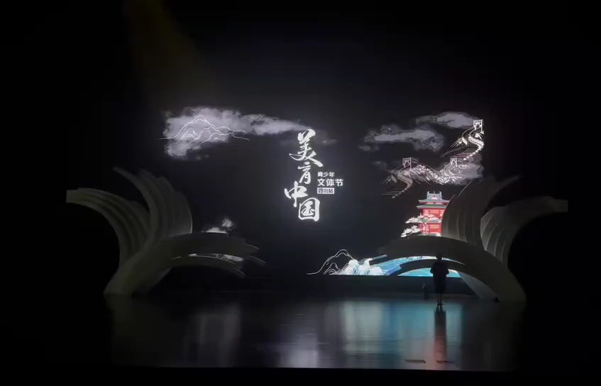 8岁，小小只，但一身正气的《九儿》，加油！