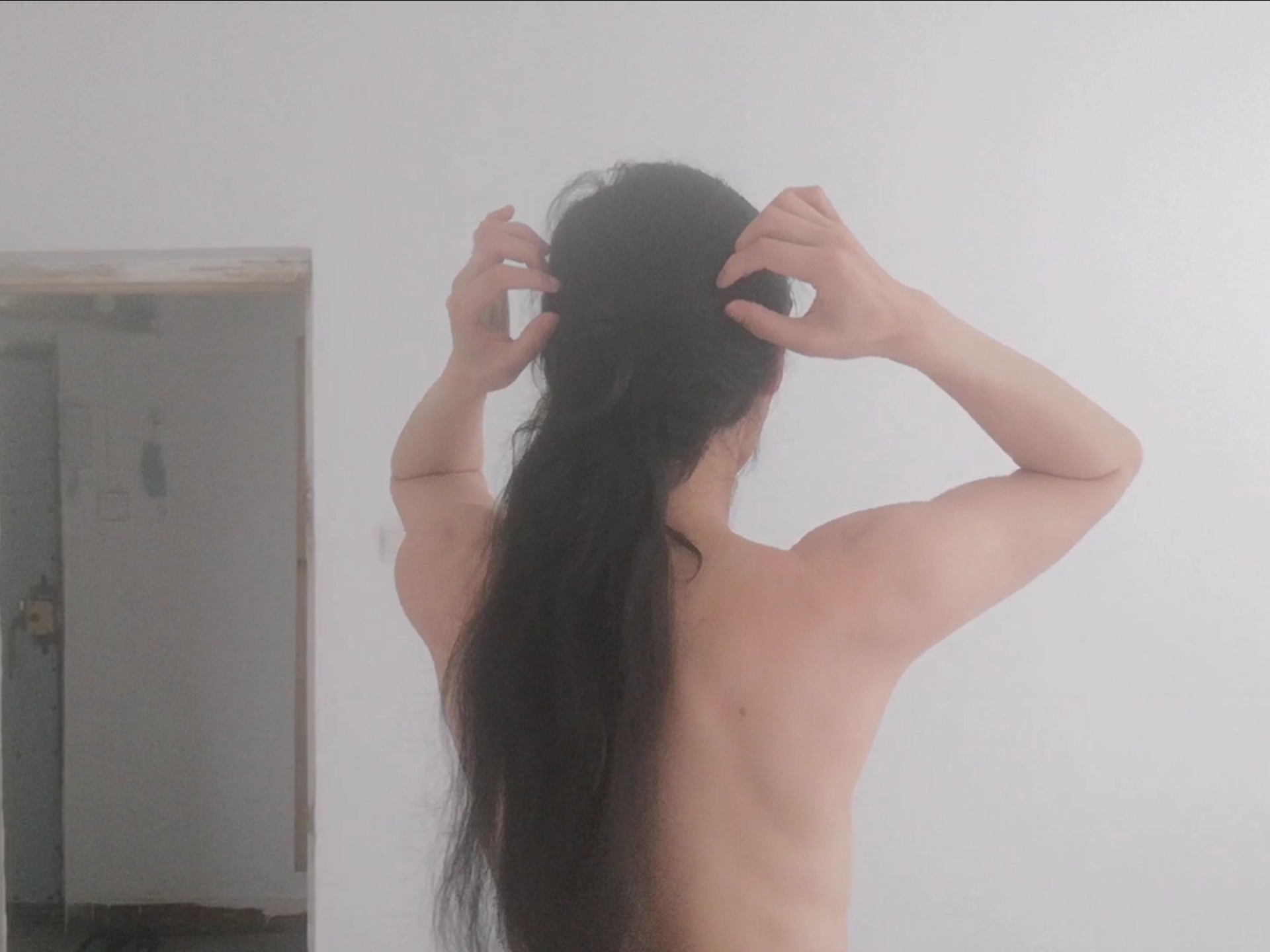 《野境幽灵》之挂尾发型之三