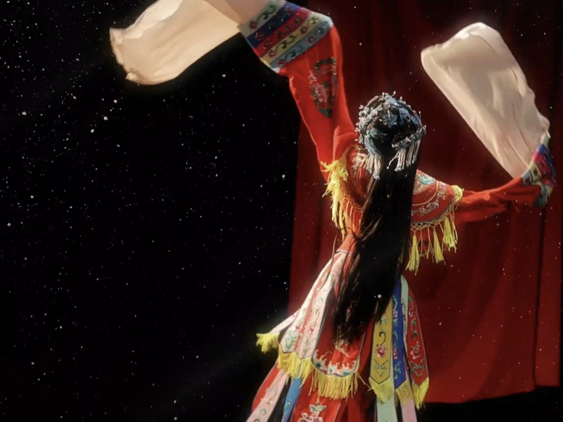 “ 那年红雪冬青一水袖丹衣 ”