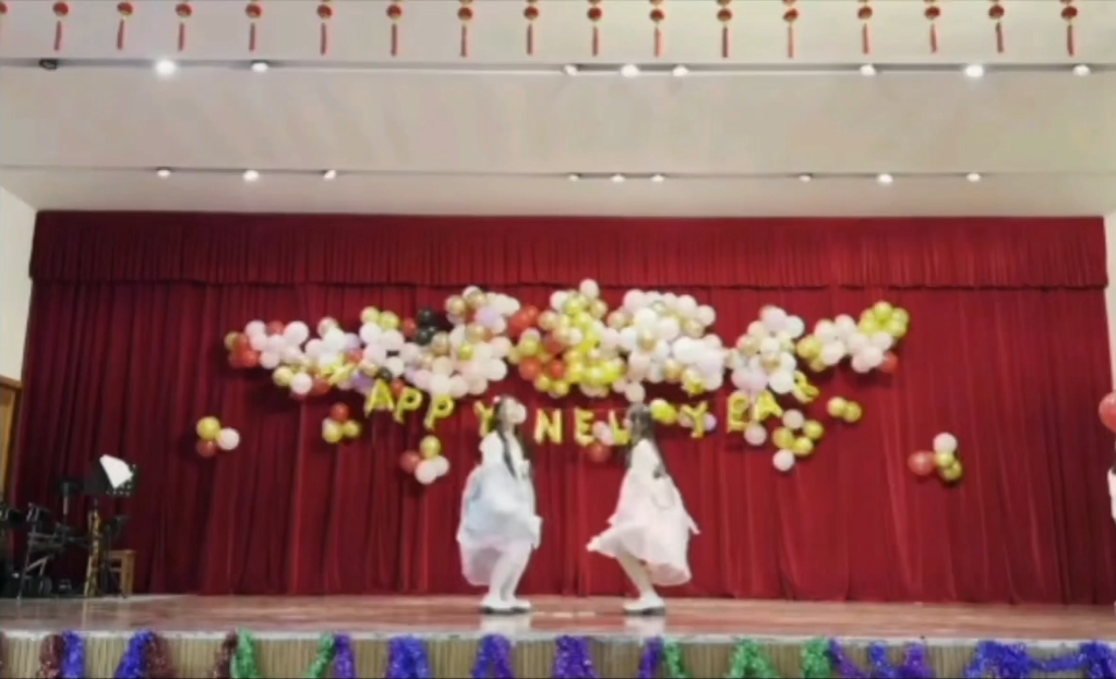 本可在学校元旦跳的舞