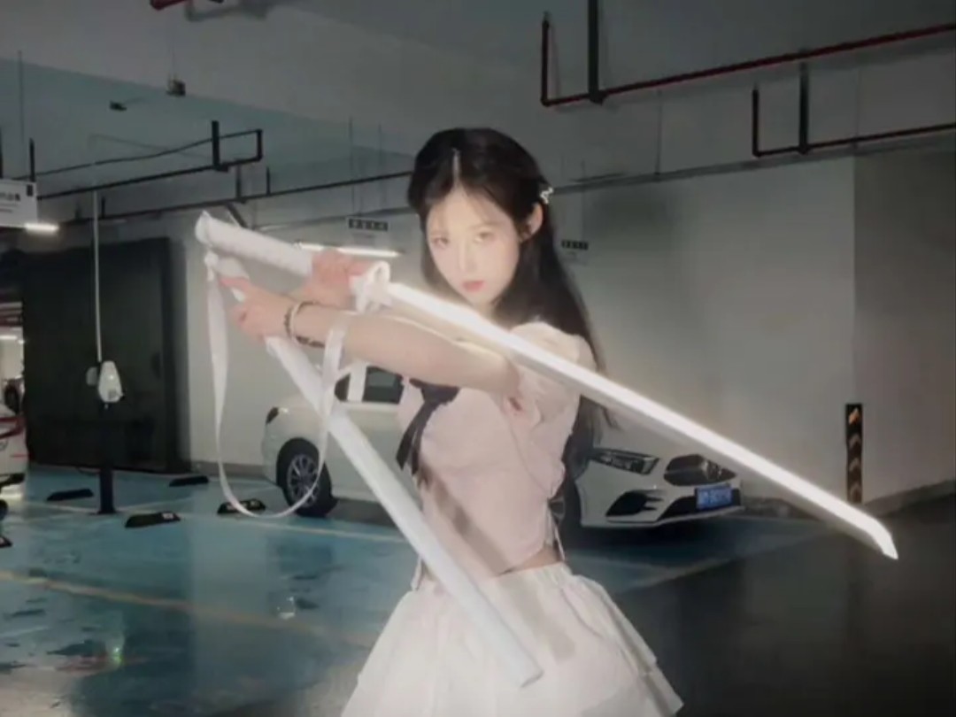 “看好了，这招会很帅”