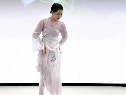 古典舞《你是我心中的茉莉花》舞蹈片段展示示范