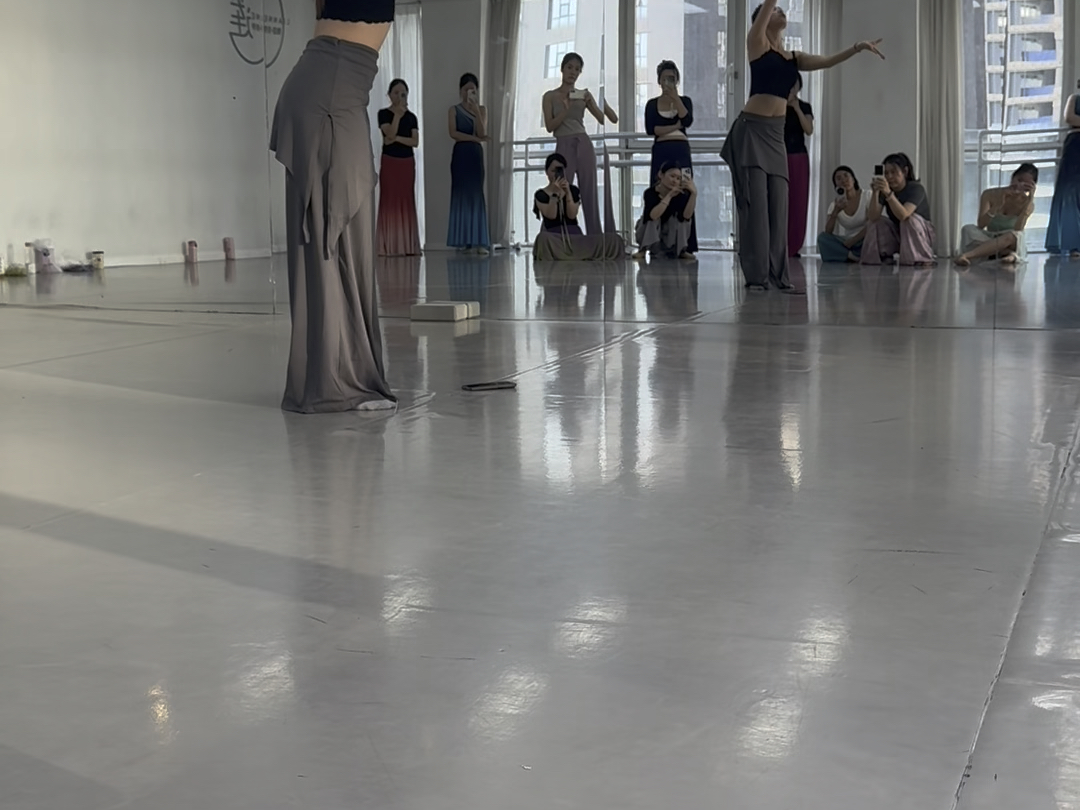 彩云之南舞蹈第二节课动作分解+合音乐