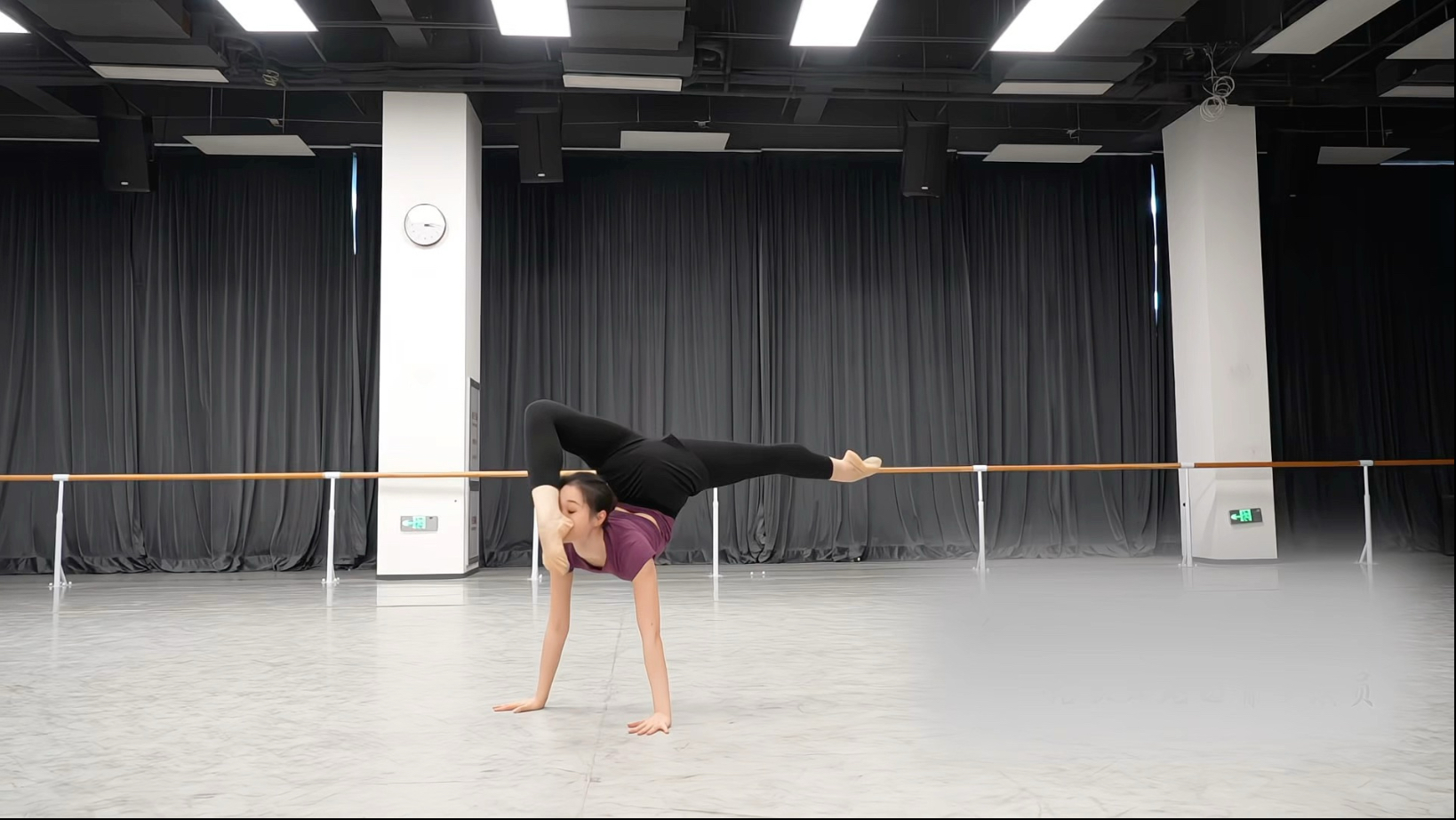 平时踢腿总会误伤自己