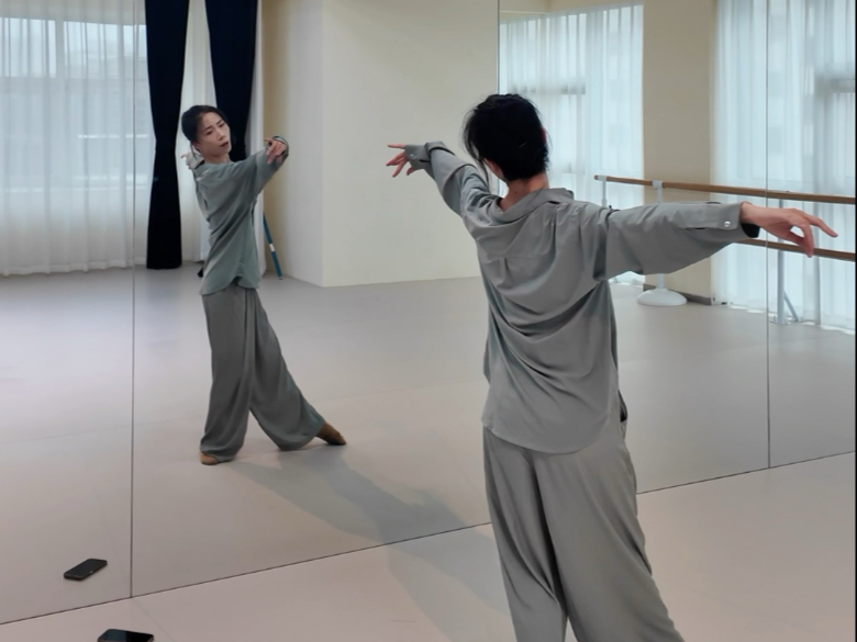 《刻在我心底的名字》