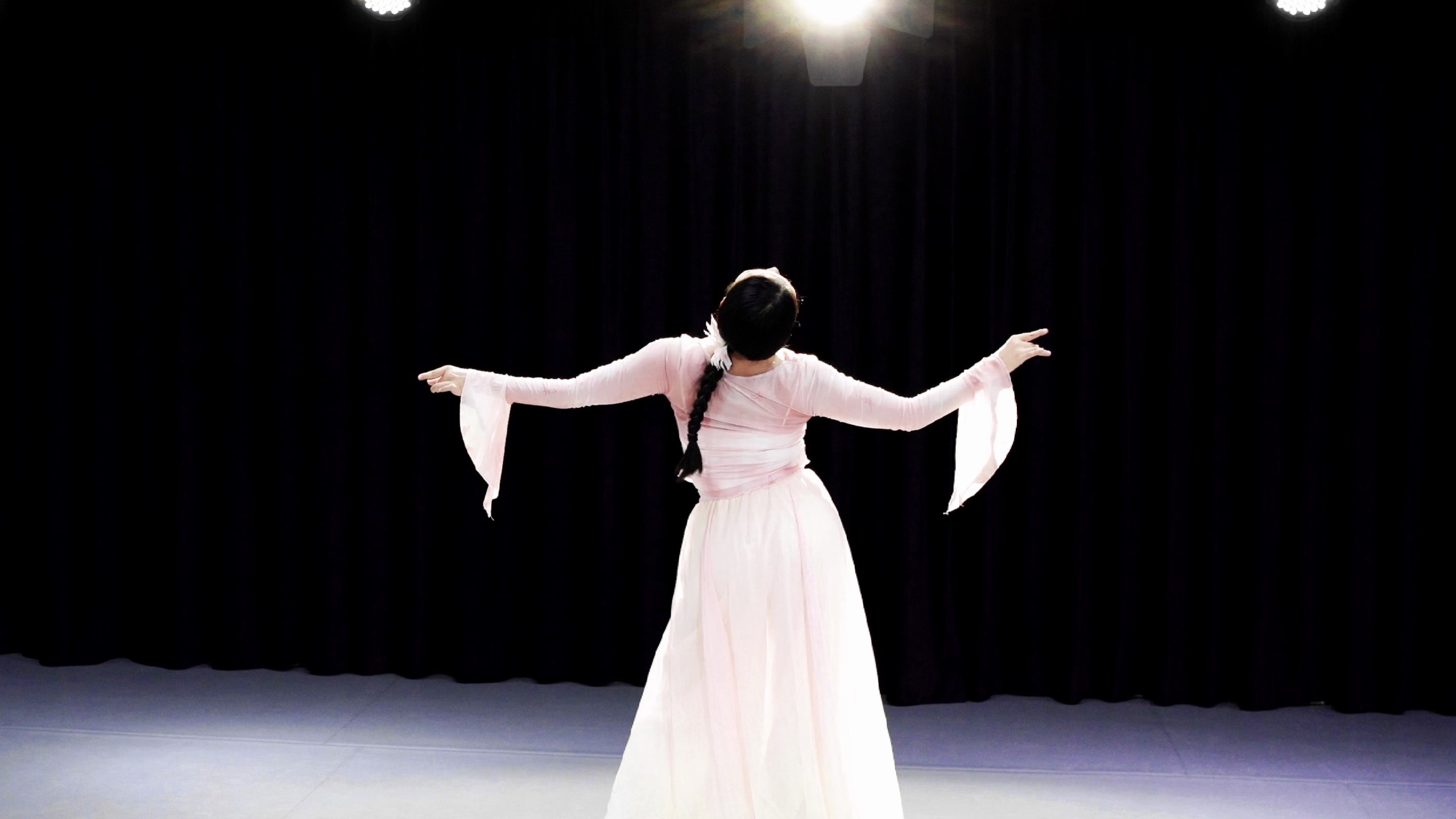 古典舞《鸳鸯梦》