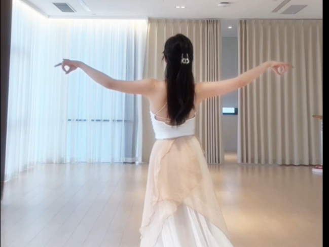 野生Dancer扒舞第12天之踏雪归集｜第一次尝试敦煌舞