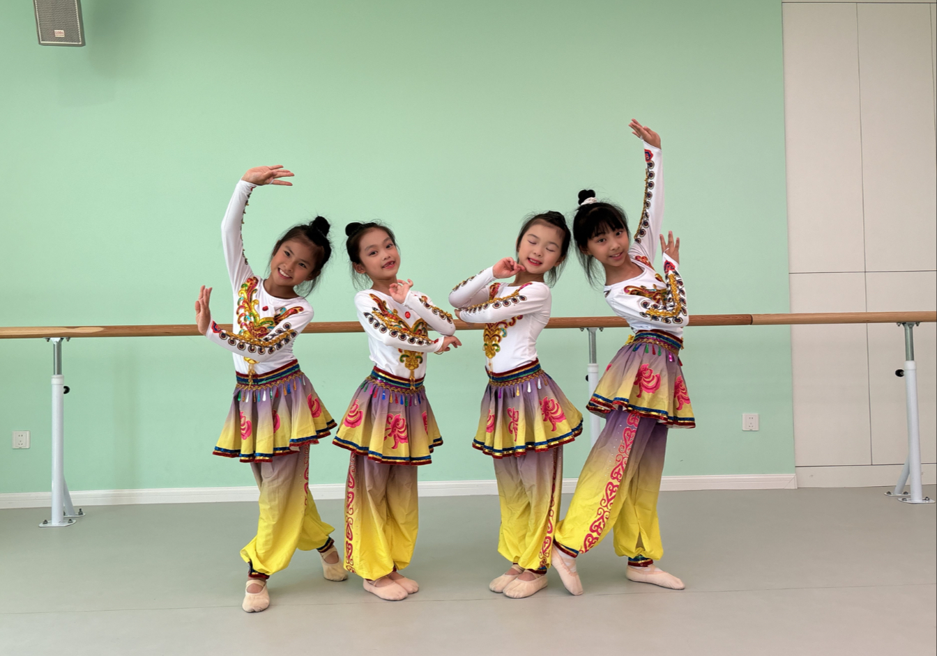 新疆小女孩来啦！