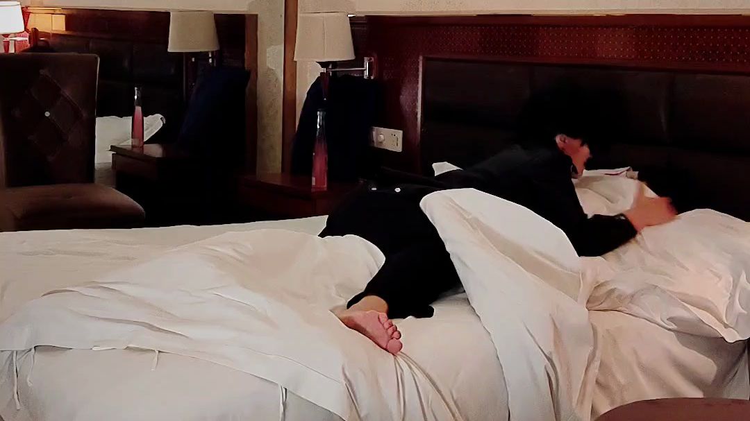 【盗墓笔记】解雨臣：你走开…我很累……