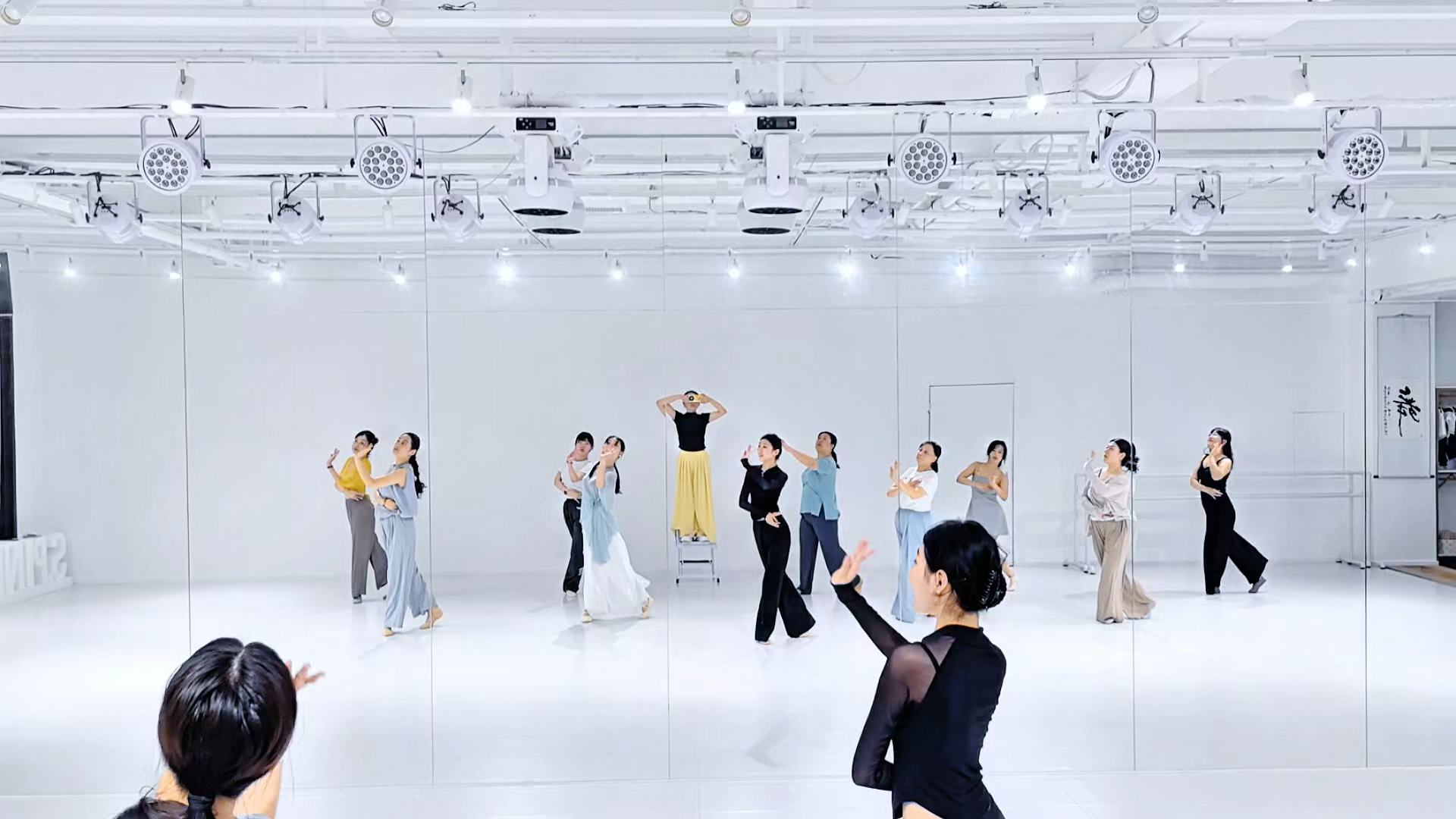 『SPINK』跟着美妙的旋律一起舞动吧#亲爱的你啊#青岛舞蹈#青