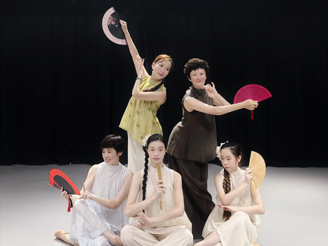 青玉恋师生共舞