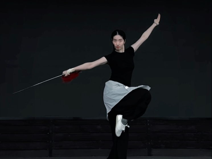 剑舞《兰芥》“独立天地间 清风洒兰雪”