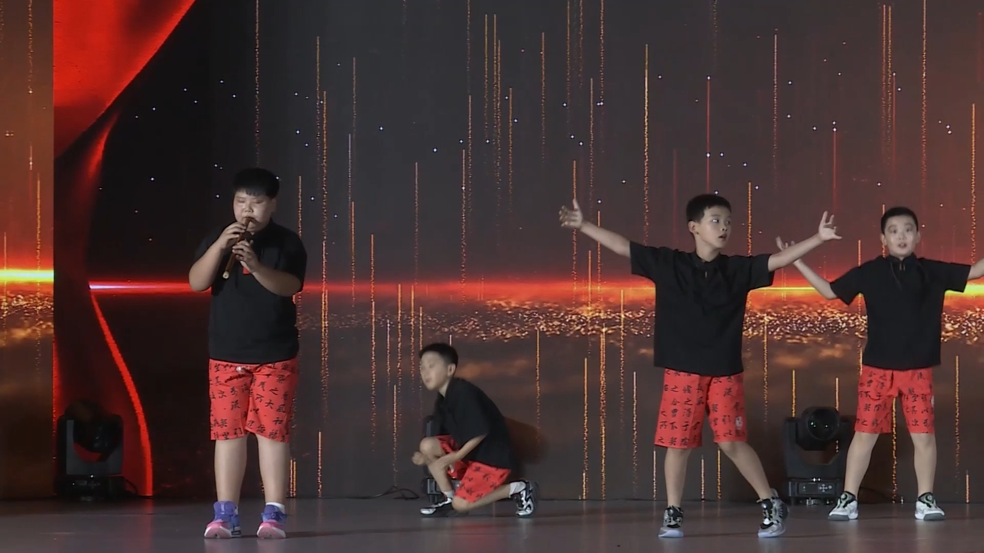 50 舞蹈《少年强》