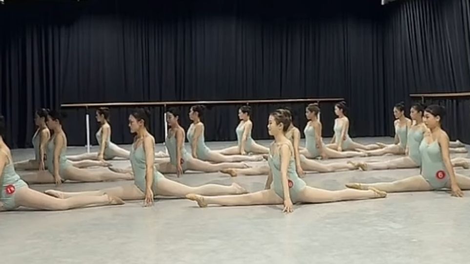 成都舞来吾往七月大测（基本功三）