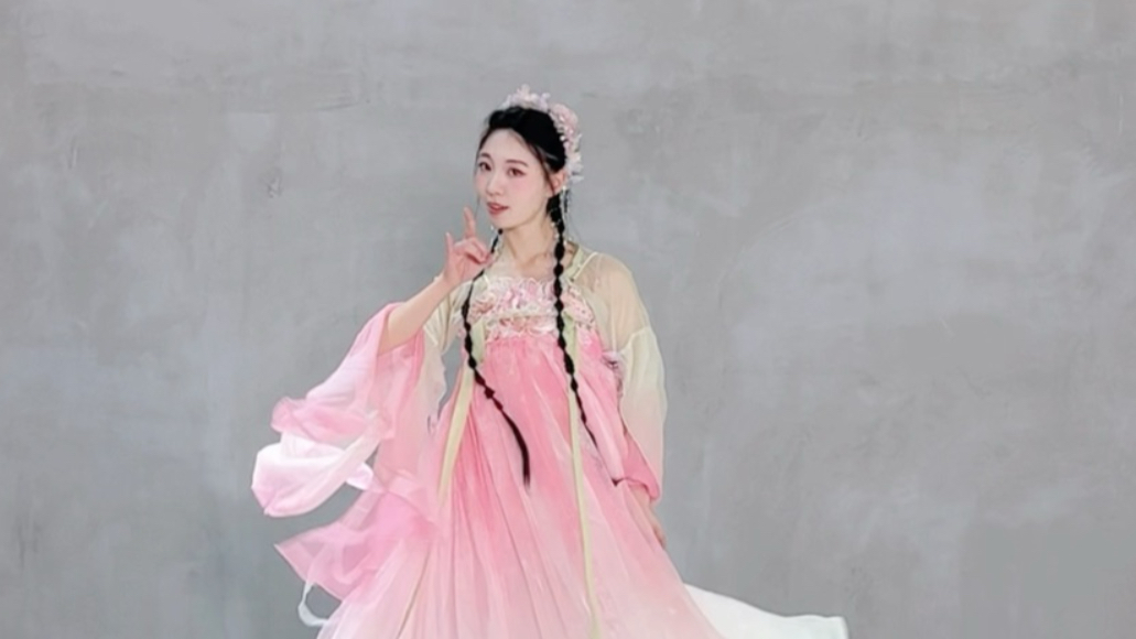 古典舞｜《逍遥》今天只有十八岁～