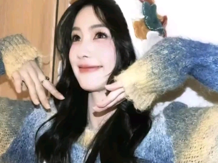 网友们，你们看，白鹿被粉丝给气跺脚了。