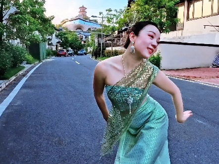 《彩云之南》
