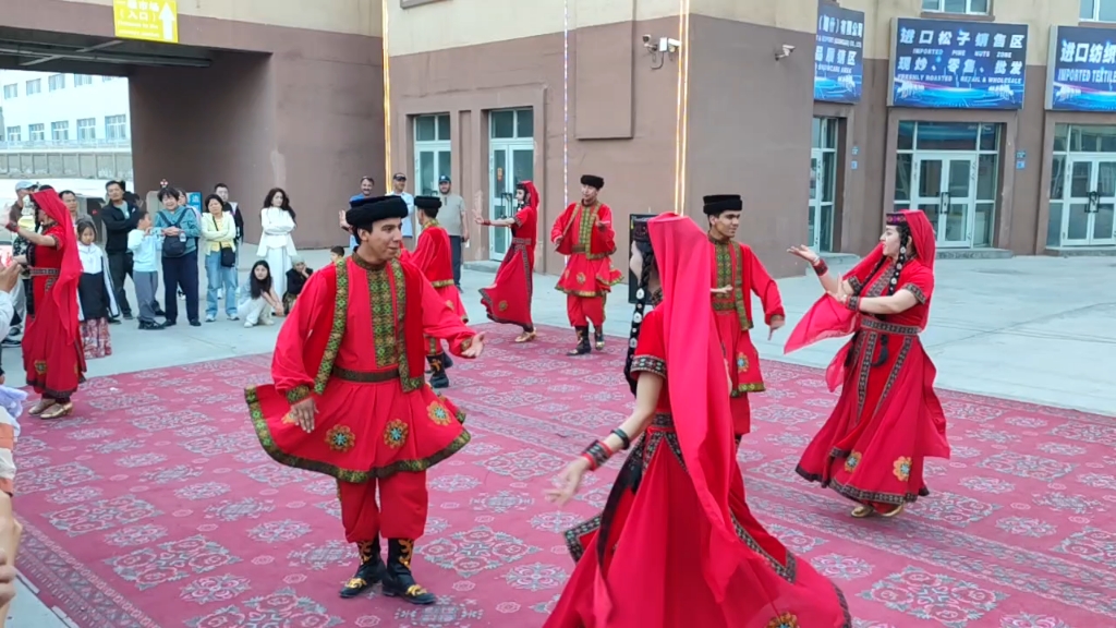 塔什库尔干塔吉克自治县，优美的舞蹈