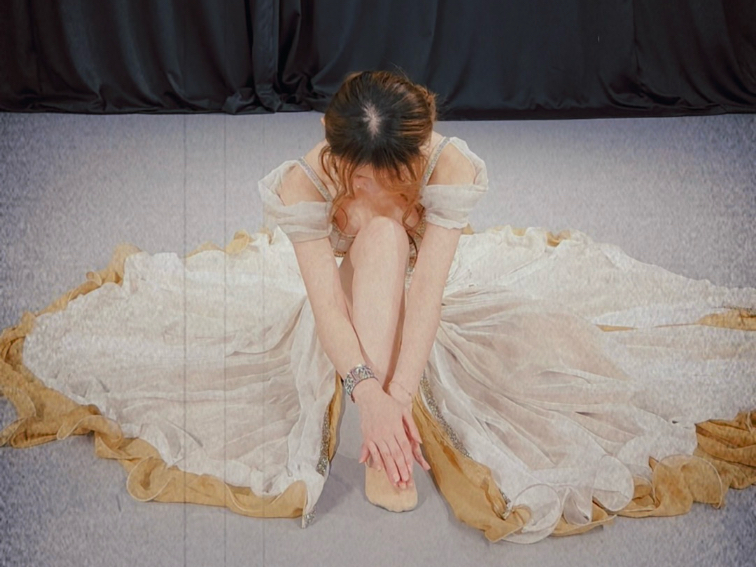 B 站第一个视频就给大家跳支舞吧