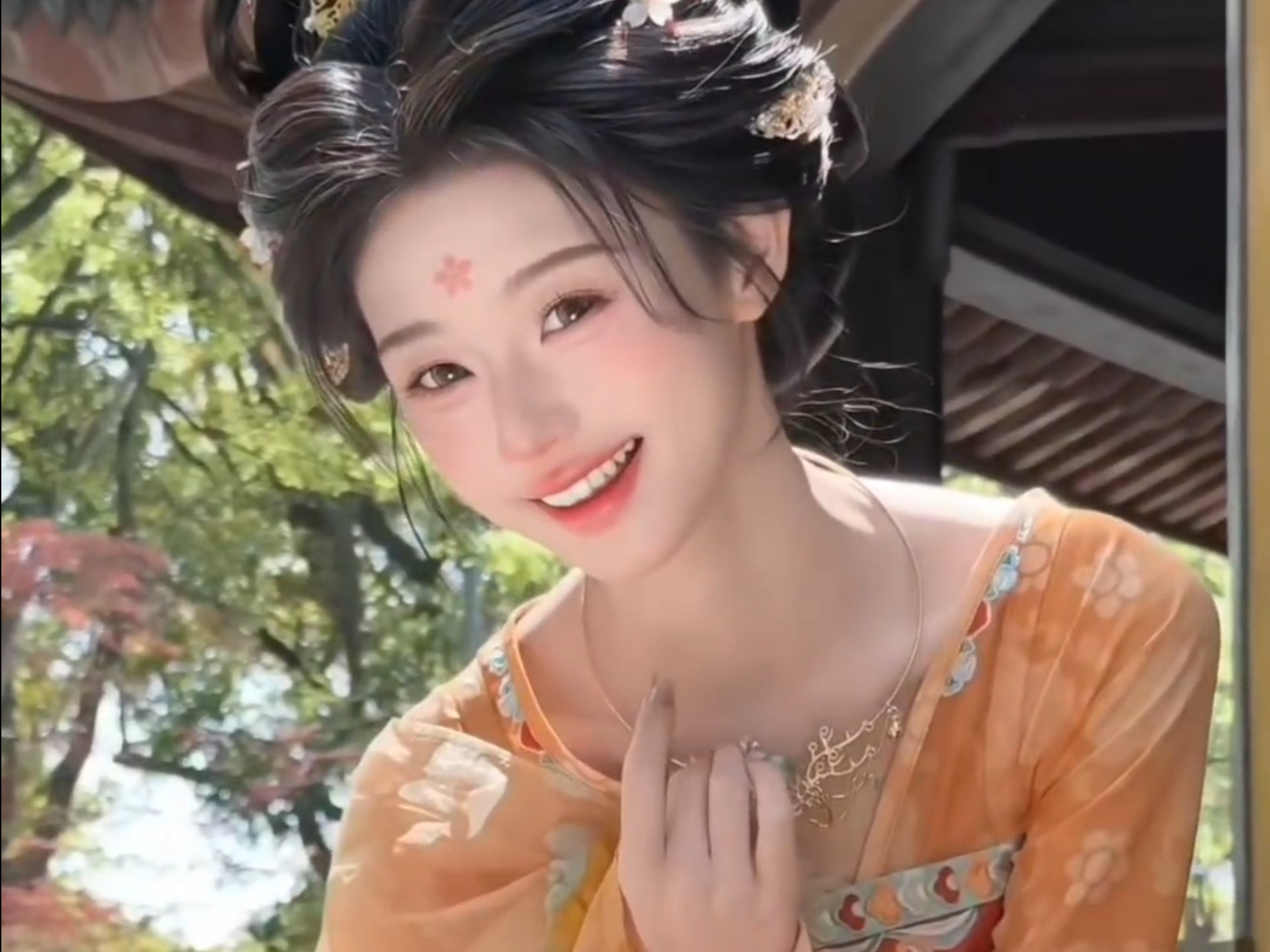 汉服美女春暖花开
