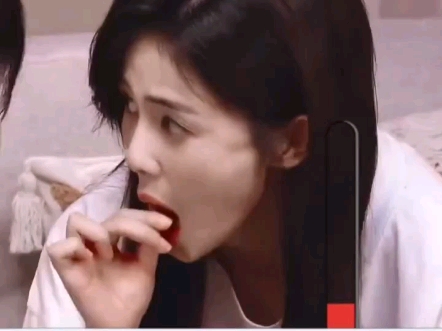 白鹿吃不了一点辣（原来白鹿吃不了一点辣，一吃就拉肚子）。