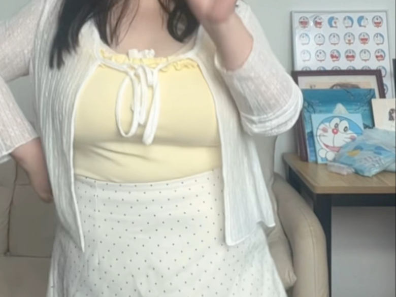 这个特效看着好奇怪，但是新手不敢露脸