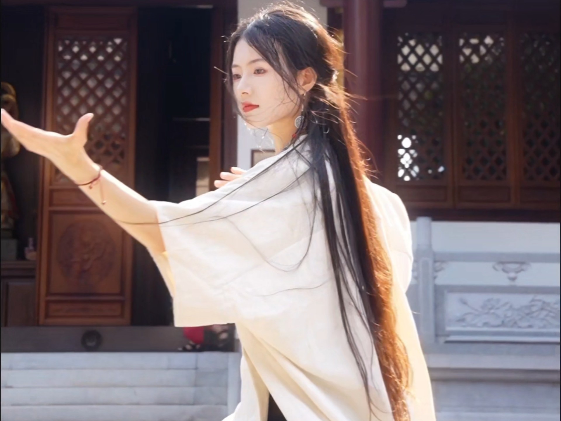 力拔山兮 气盖世