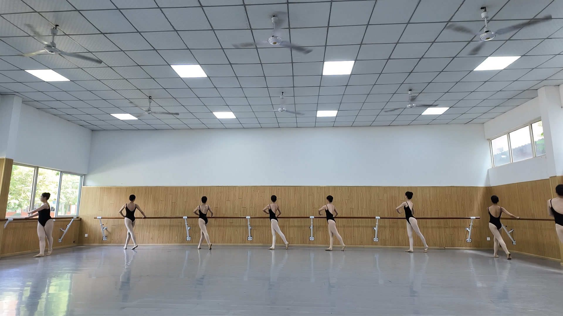 大踢腿组合、基训期末考试