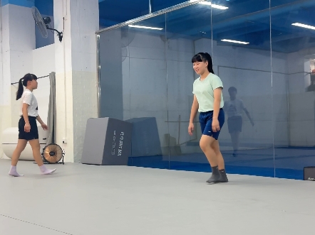 看看从零基础到熟练掌握下平板上翻要经历几个步骤吧#舞蹈毯