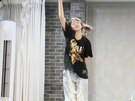 16岁翻跳dirty work | 不要再骂四小妈了……这舞真的难