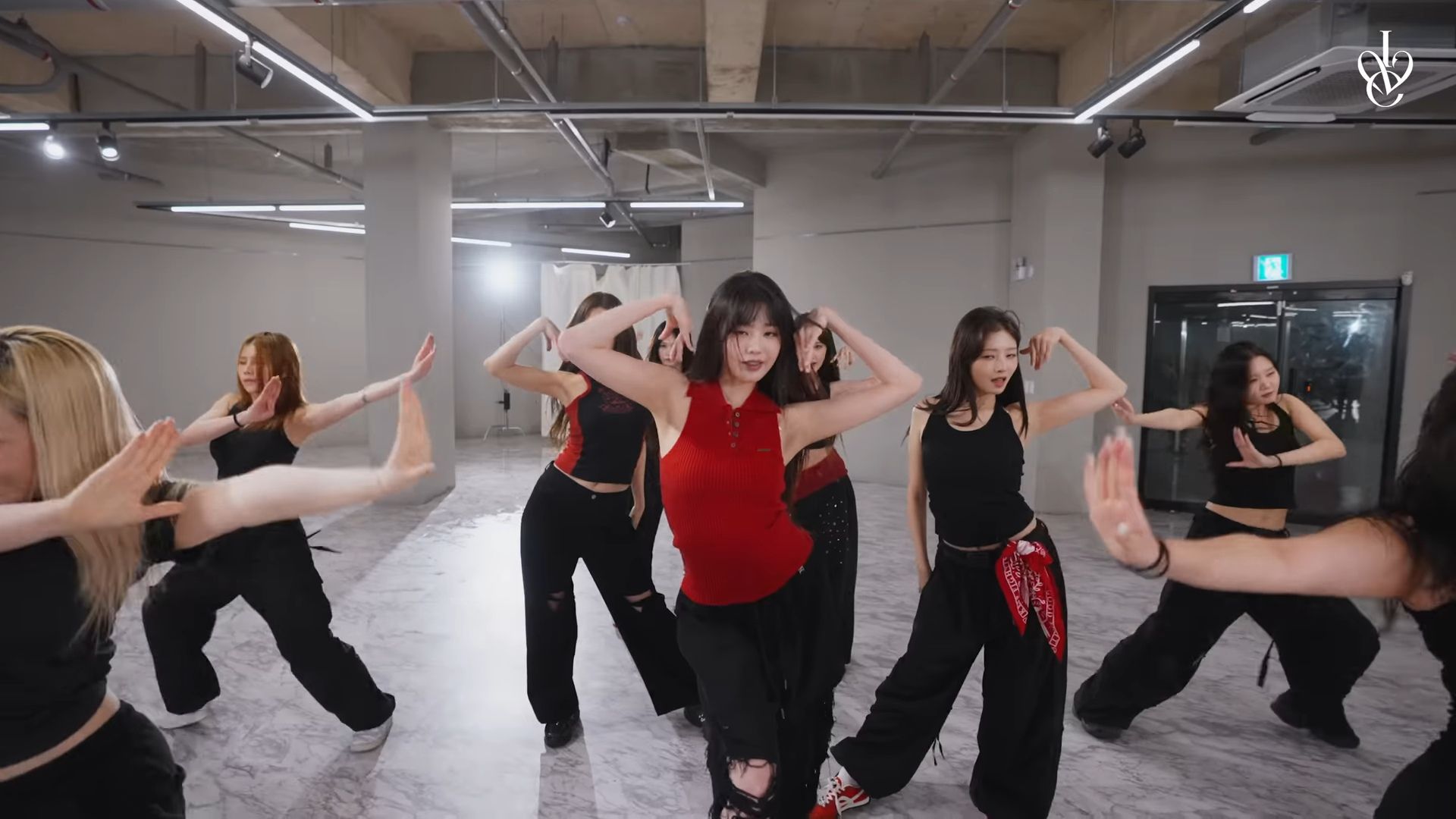 【张元英】《XOXZ》舞蹈练习室元英focus｜250901