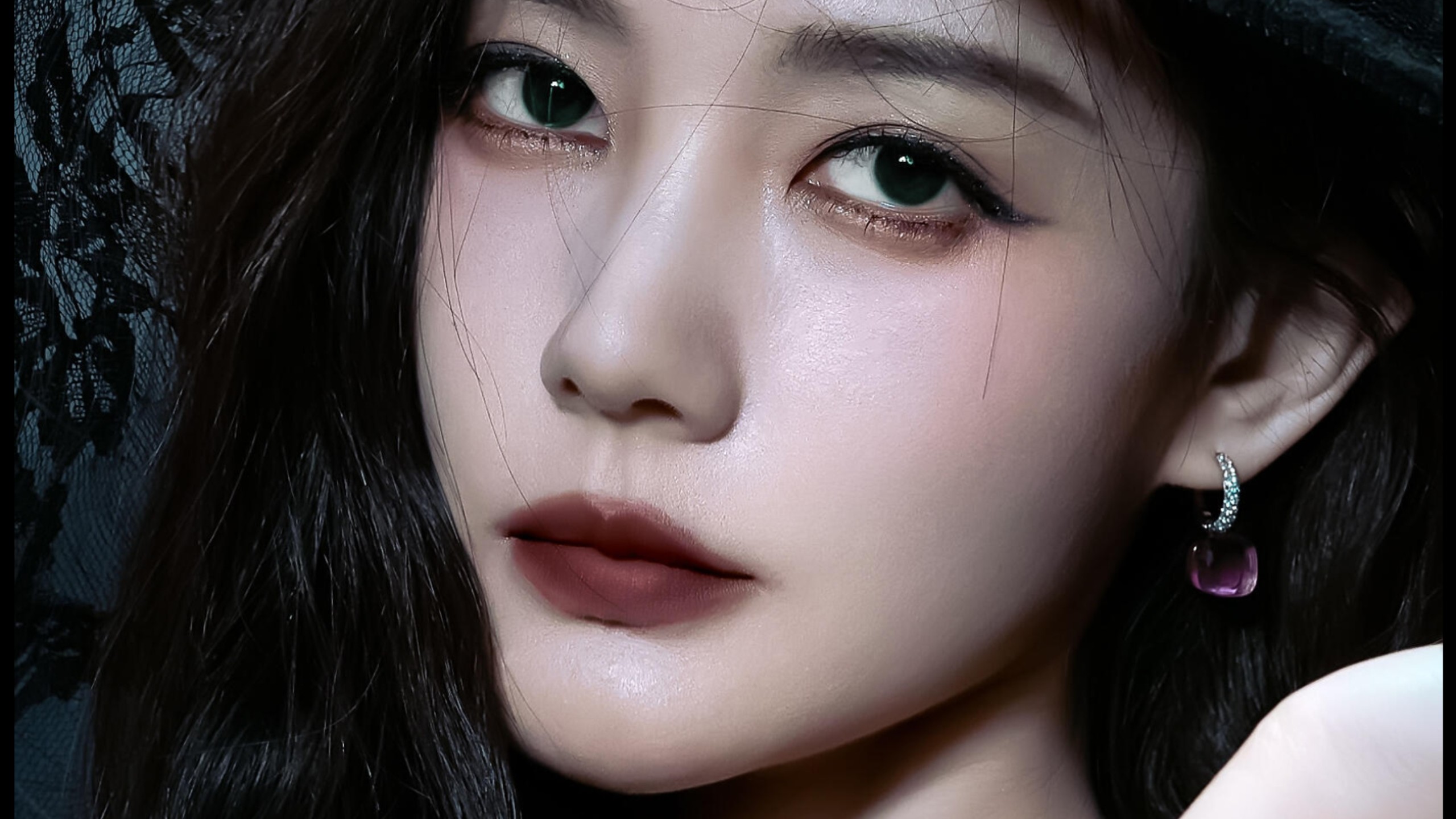 李一桐超级美丽~天使与魔女更喜欢哪一面？