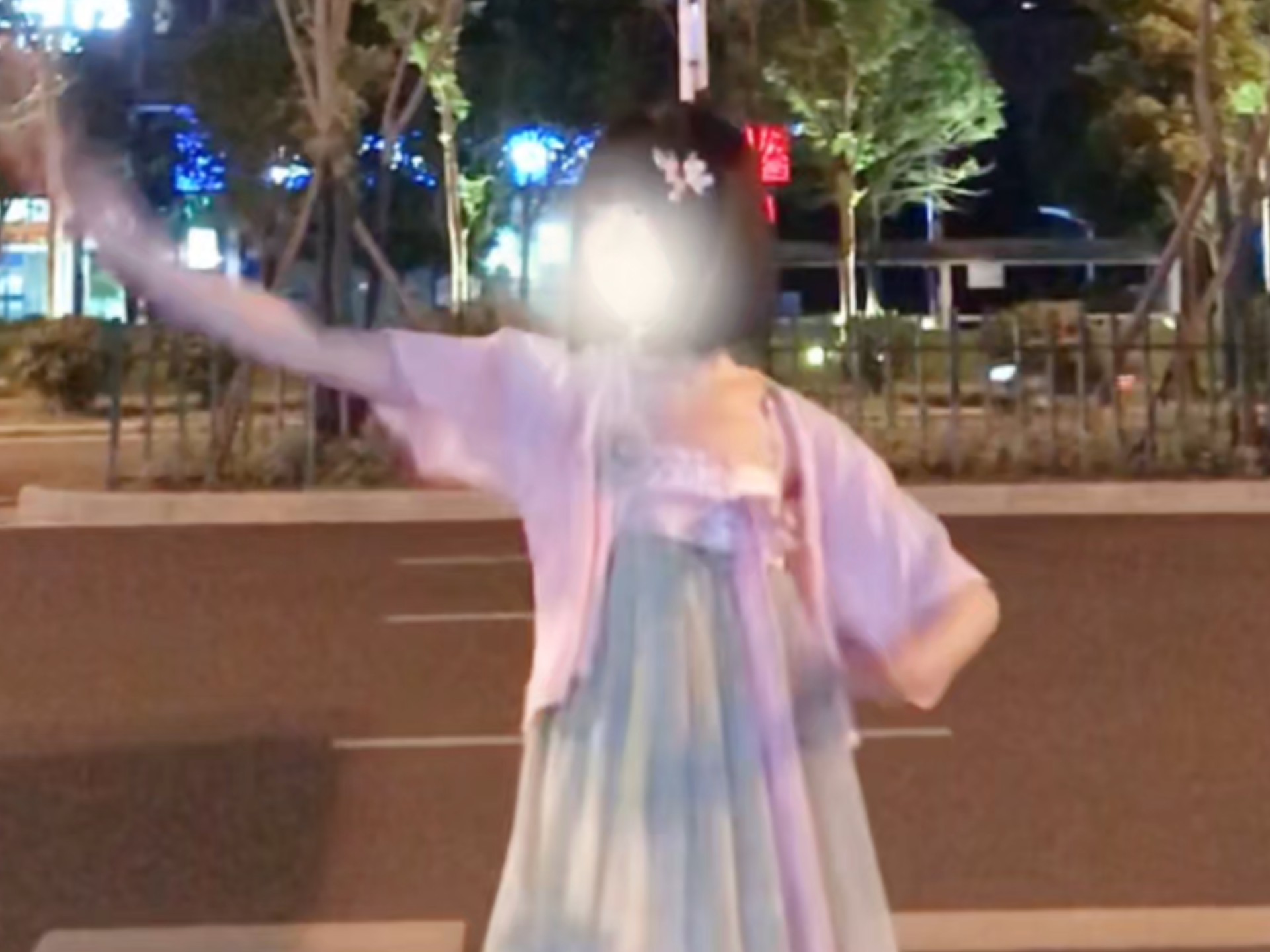 新皮肤跳了寄明月