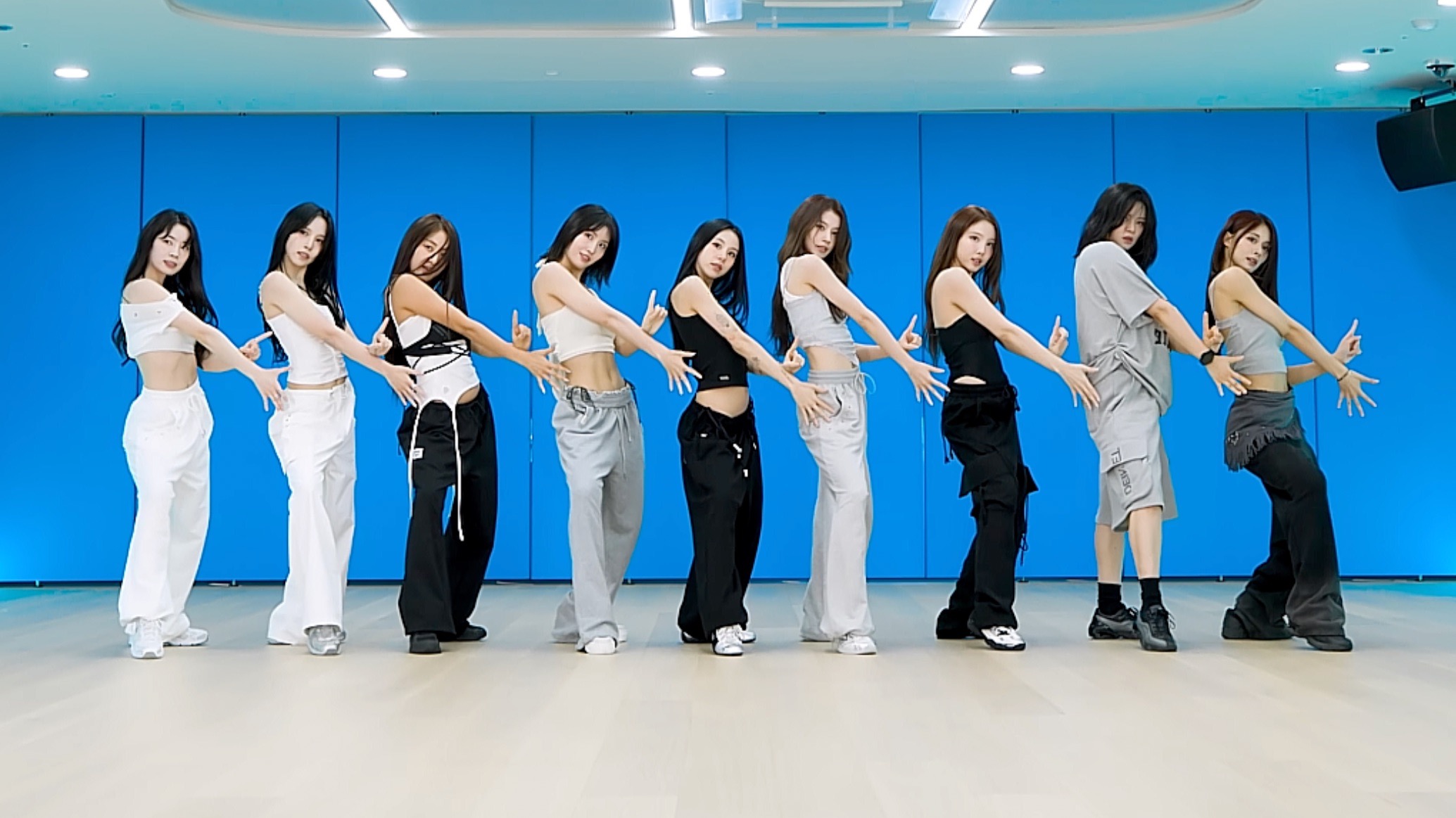 【4K镜面】TWICE - THIS IS FOR 练习室 分段循环 画放大 替