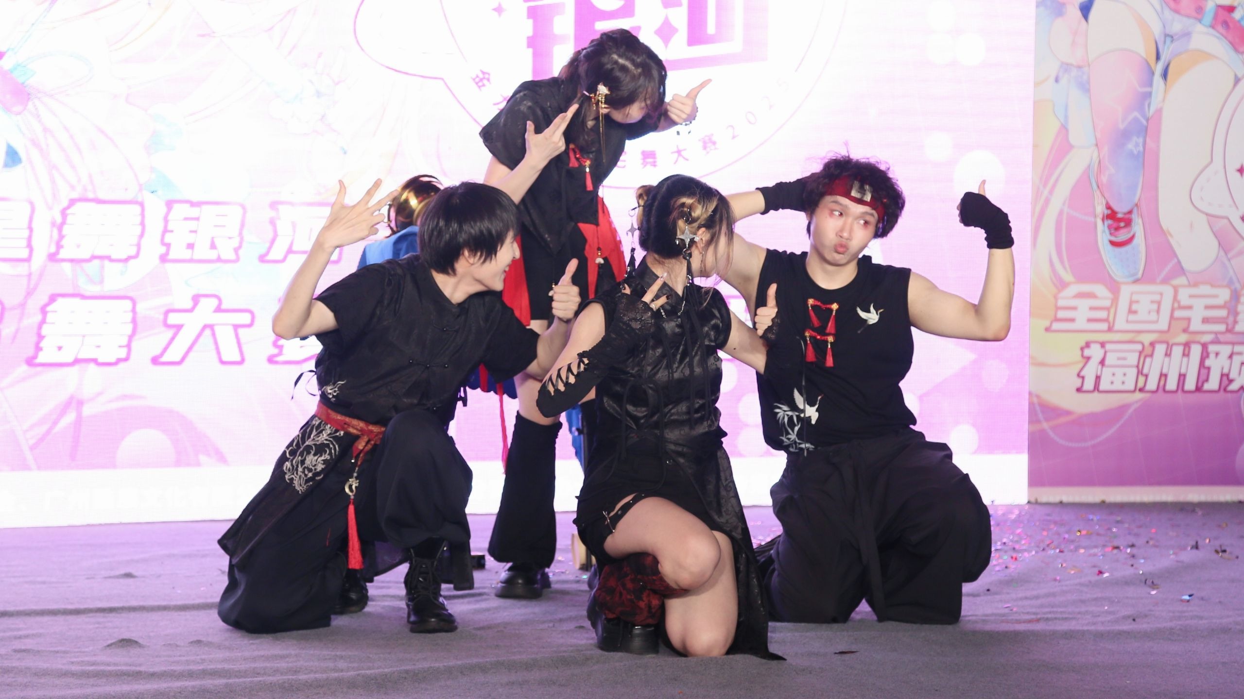 国内首翻！在舞台上吃火锅是什么体验？【星舞银河福州预选团体优