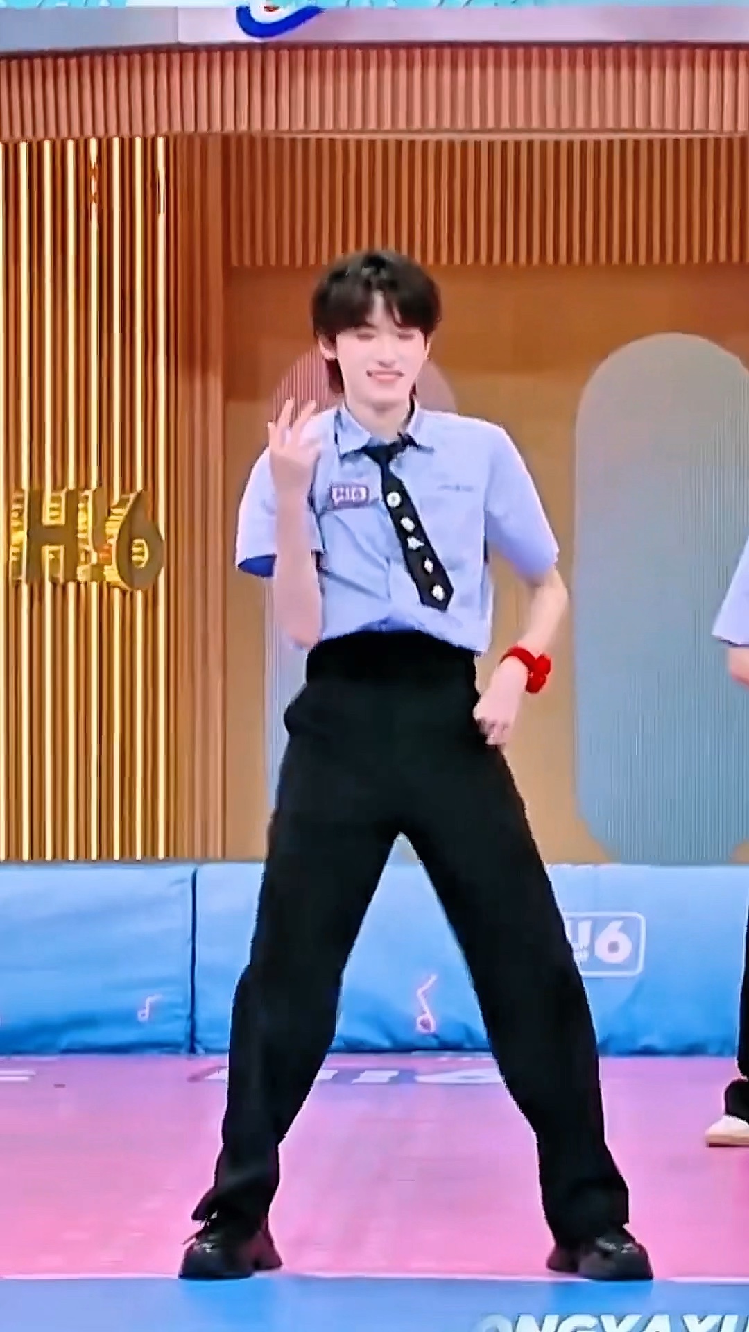 这个加绒摇我也就看了304遍…