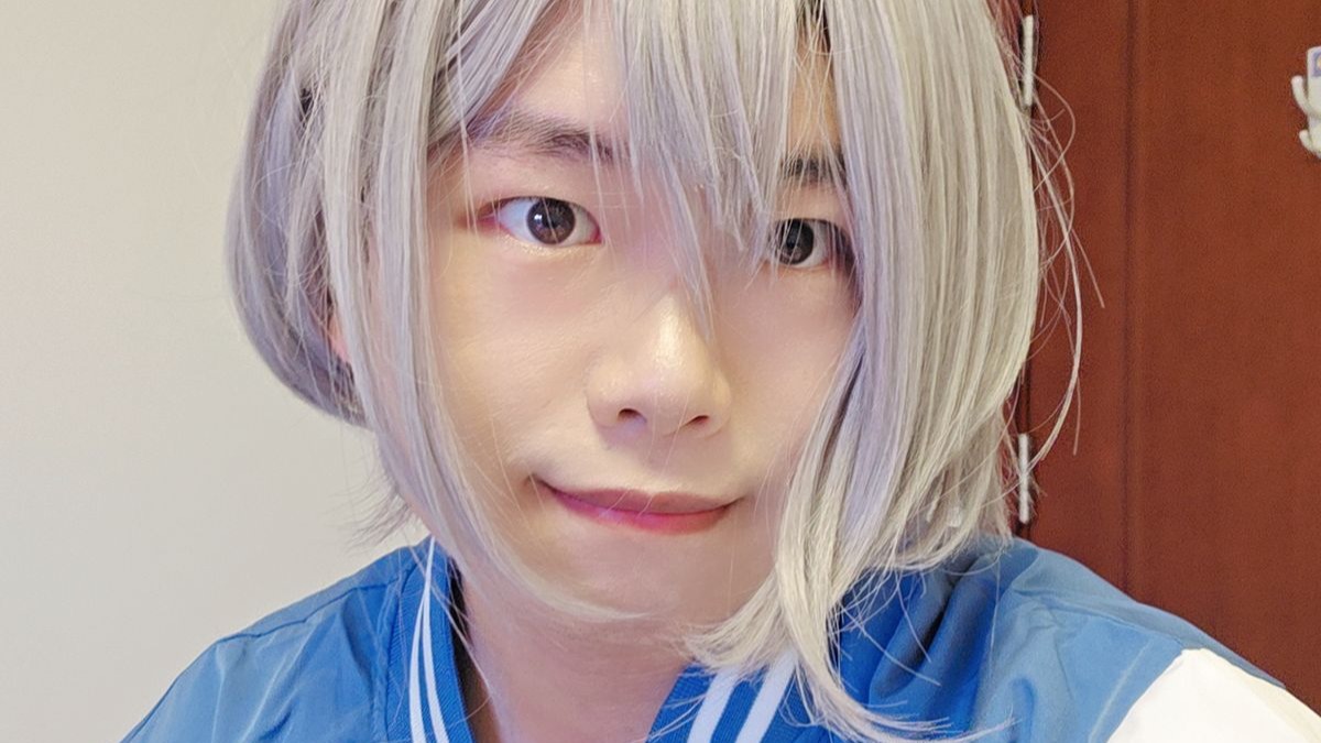 up主, 被迫cos了。