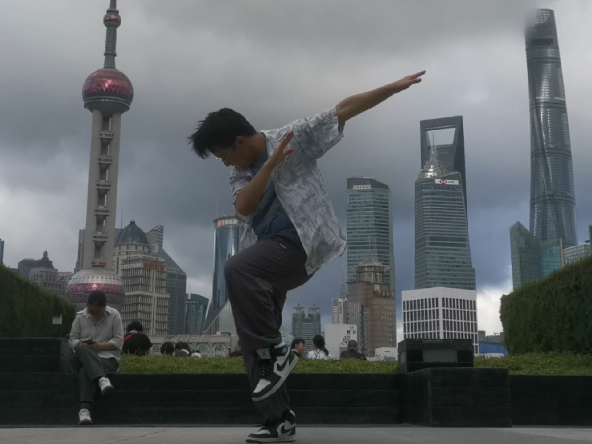 群青！但是头发自由版