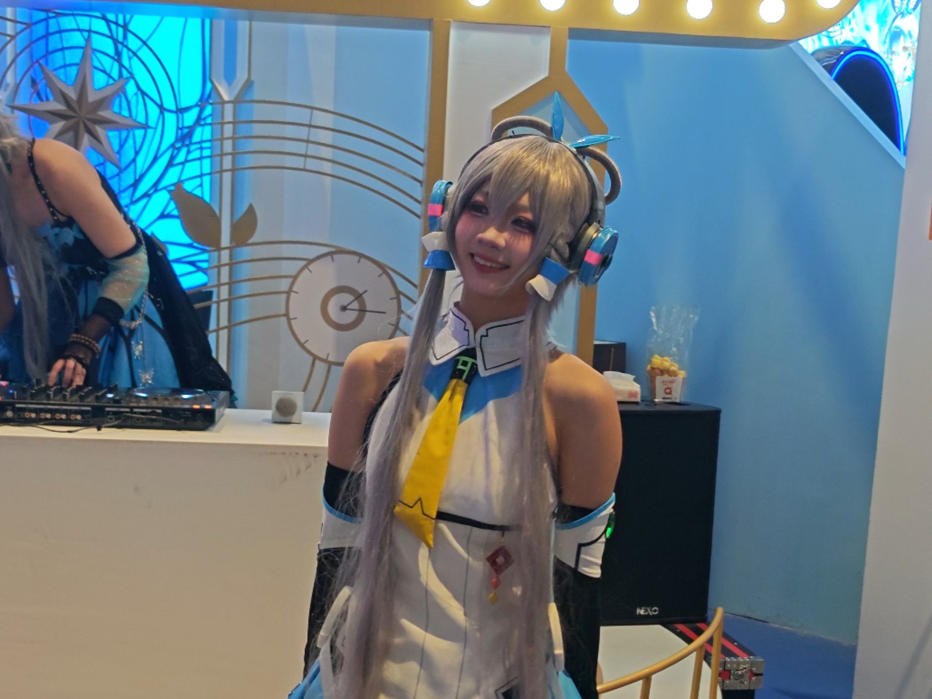 可爱天依在线跳舞