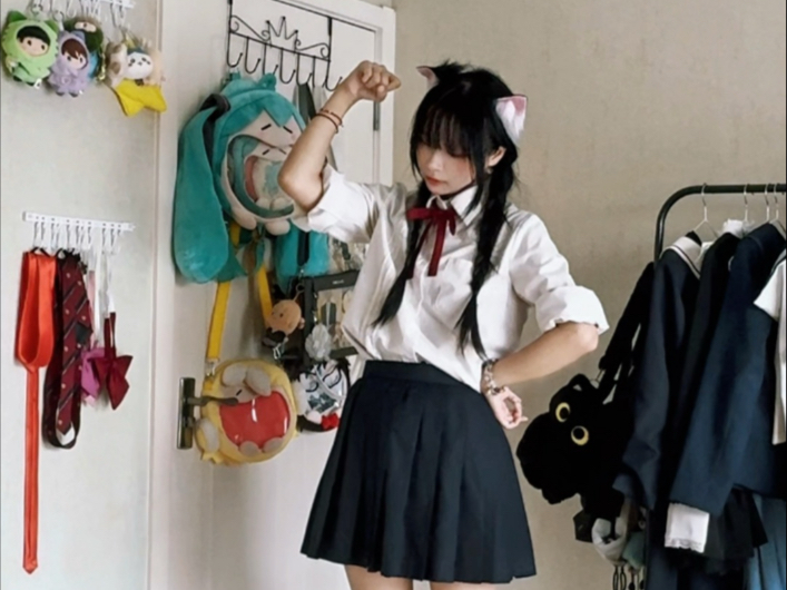 【祁言】ᯠ_   ̫ _ᯄ原来是炼金术士啊，我还以为是猫猫呢！