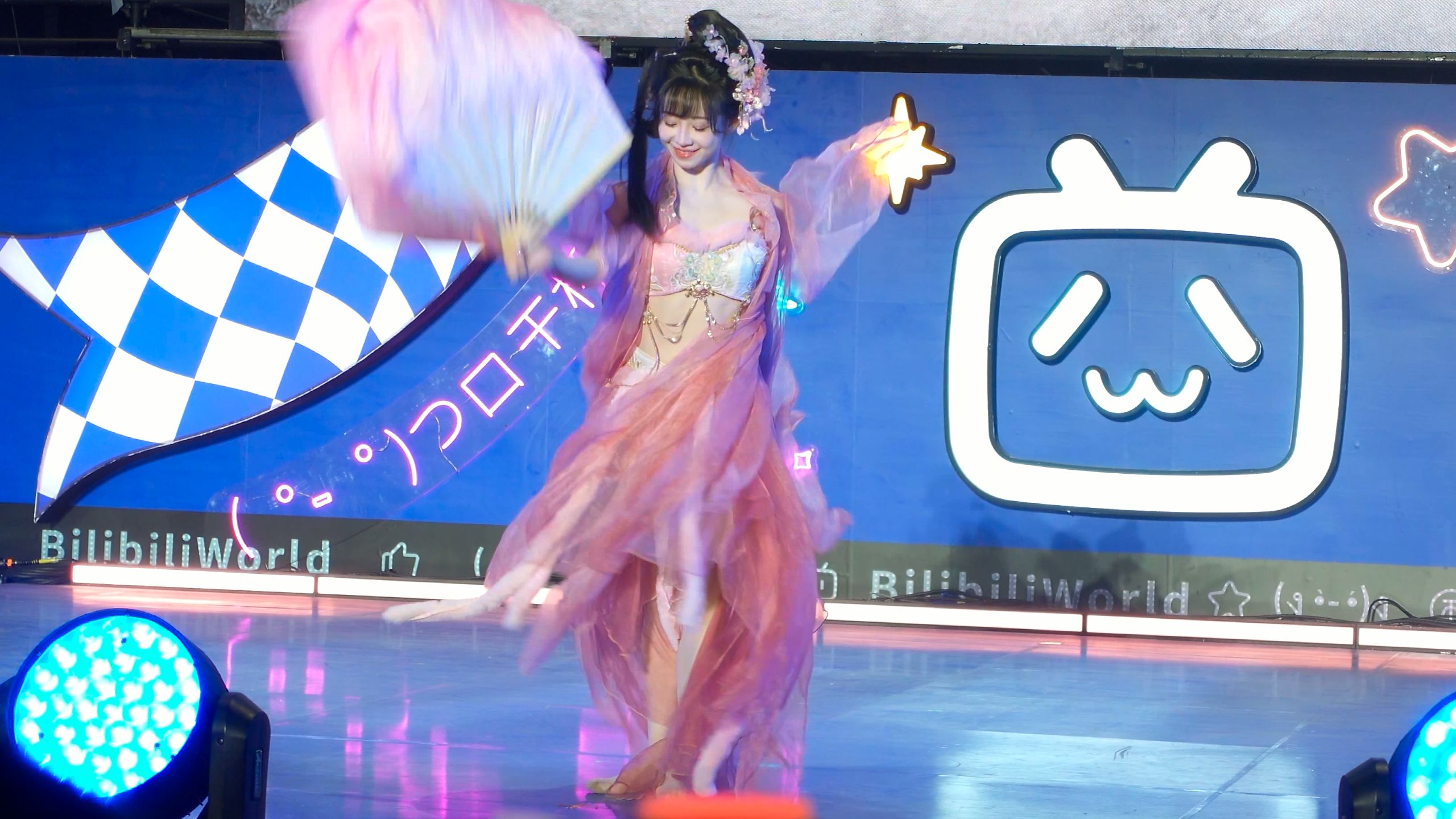 紫颜 ★人间惊鸿客★ 什么? 仙紫没穿舞鞋！bw2025主舞台，7月12