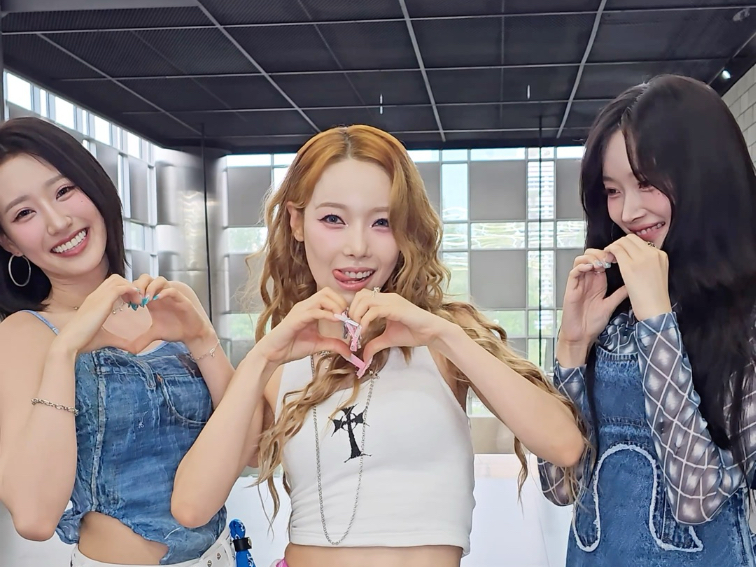 【SEOI&HWISEO】和#KARD #SOMIN 前辈一起的你是我的那年盛夏