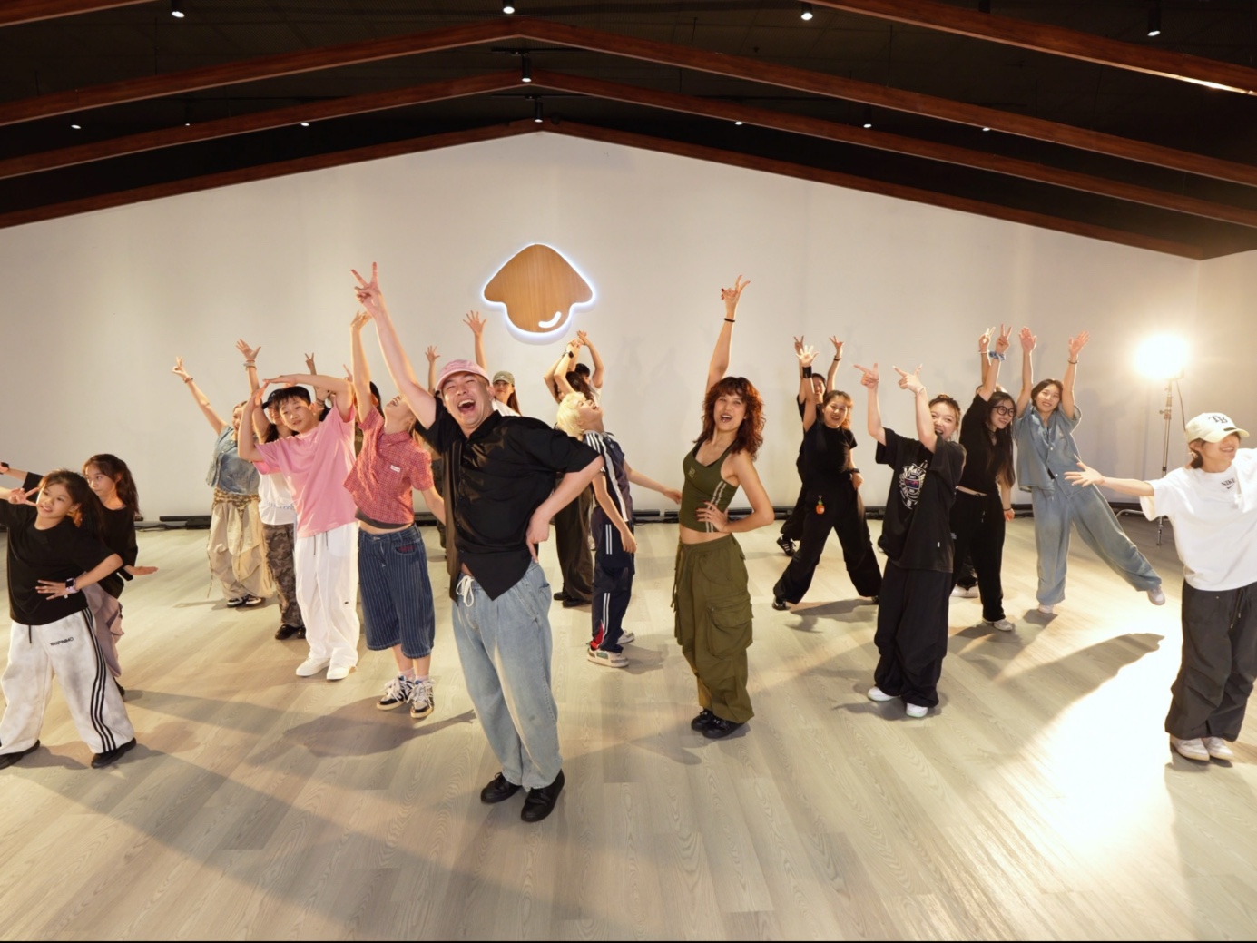 《像你这样的朋友》编舞-舞蹈和群像的魅力，永远都感动并支撑