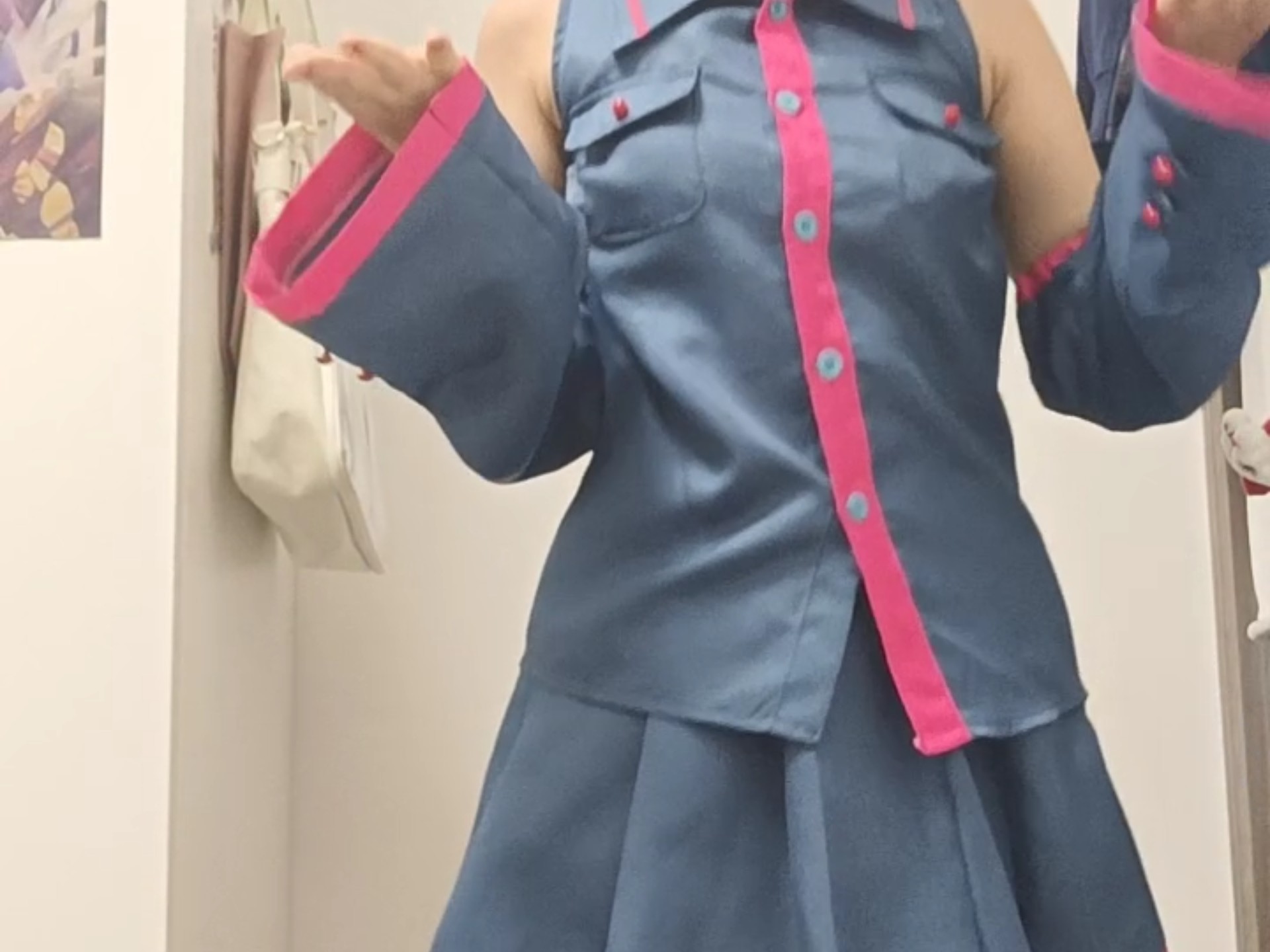 五月病就让她病到明年五月吧（！