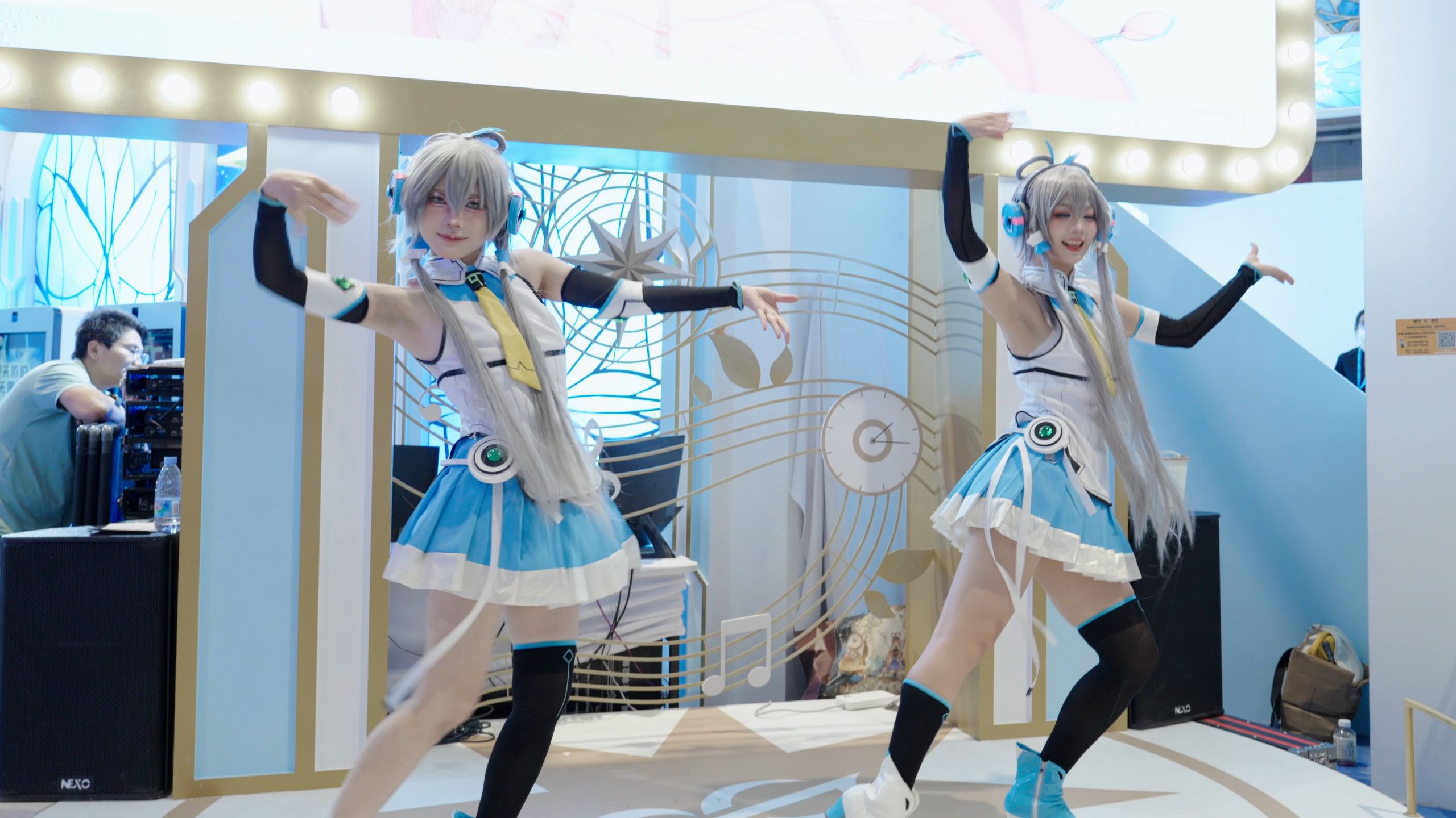 【BW2025洛天依展台】一花依世界by直升机&芸蘼