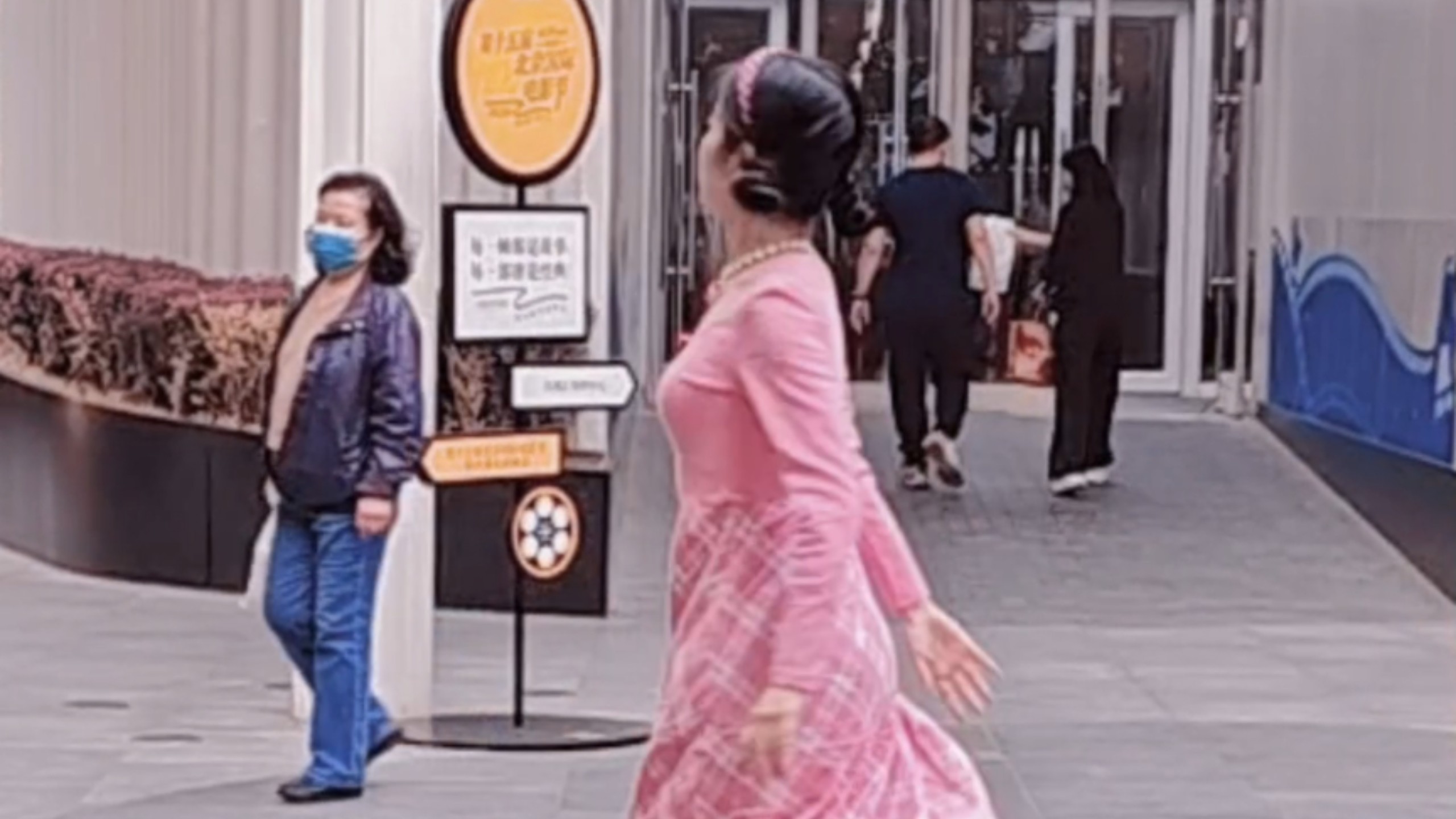 【爱乐之城】Another Day Of Sun (From "La La Land" Soundt