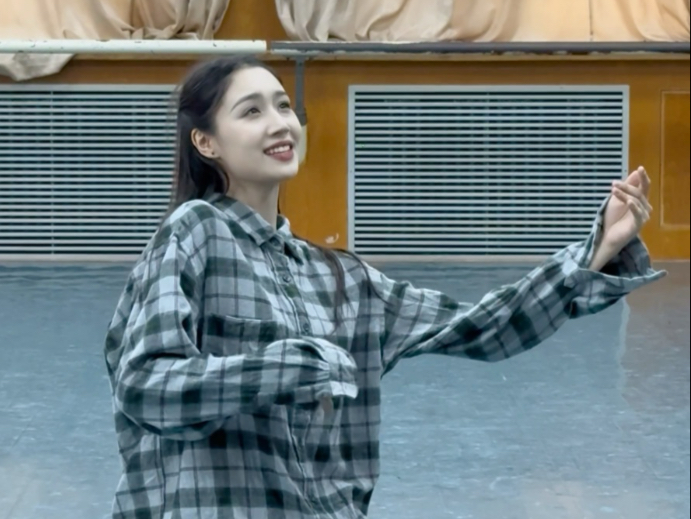 亚丽古娜来啦～