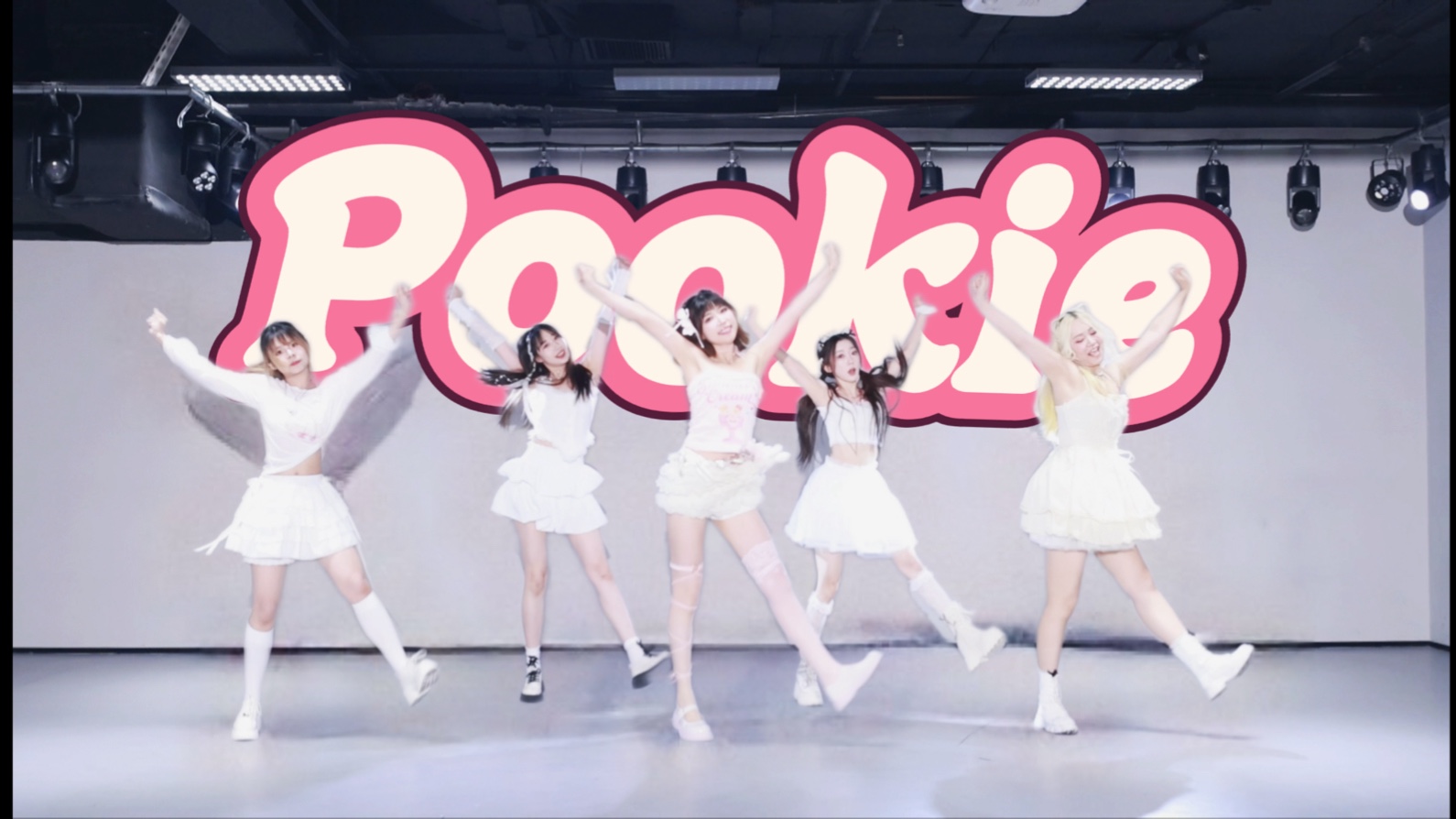 你们KPOP有自己的方头明！再现文夏奈尔教科书级表情管理 宝藏